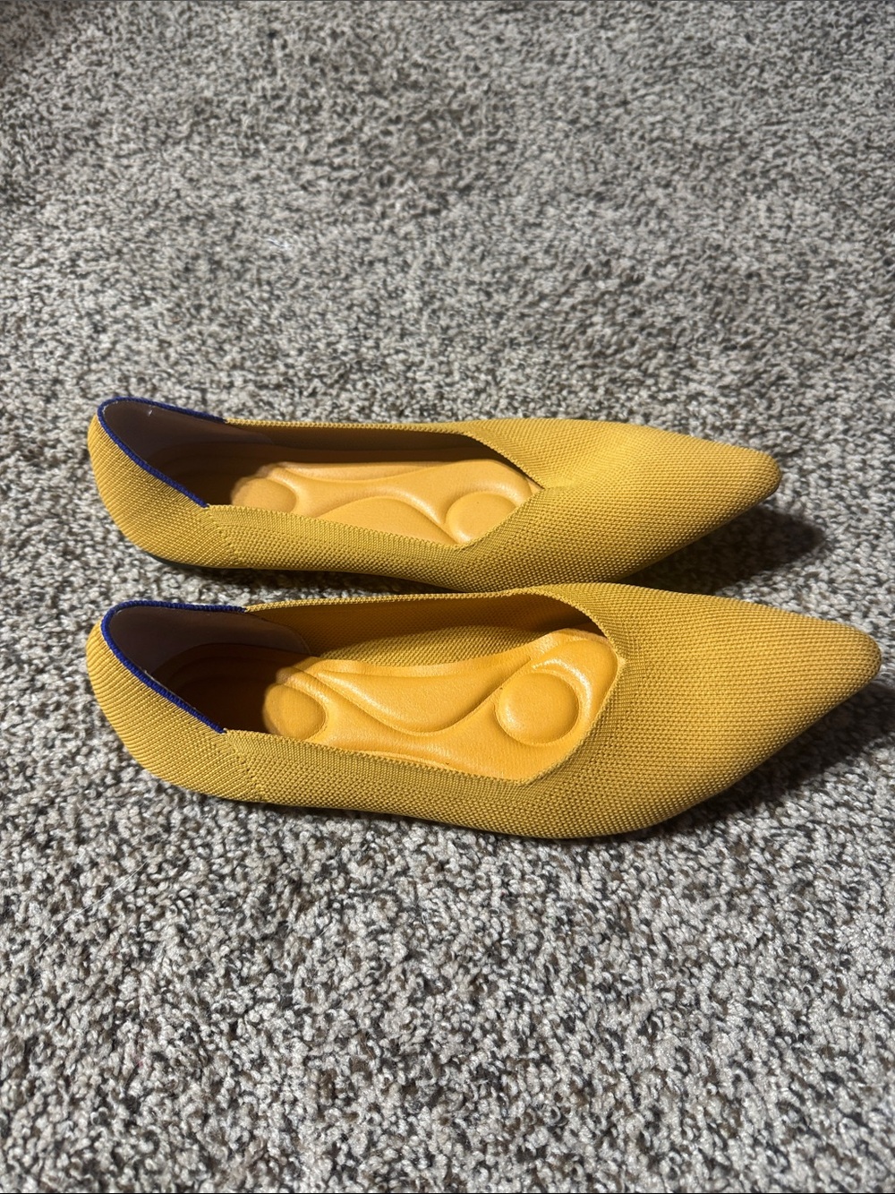 SHEIN Pointed Toe Slip-On Flats in Mustard Yellow
